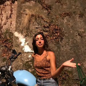 Meet your Posher, Amira